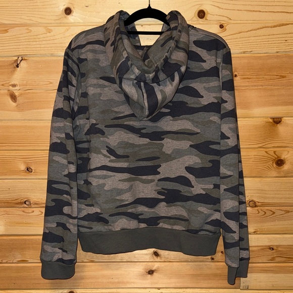 Camouflage Zip-Up Hoodie - Picture 2 of 8